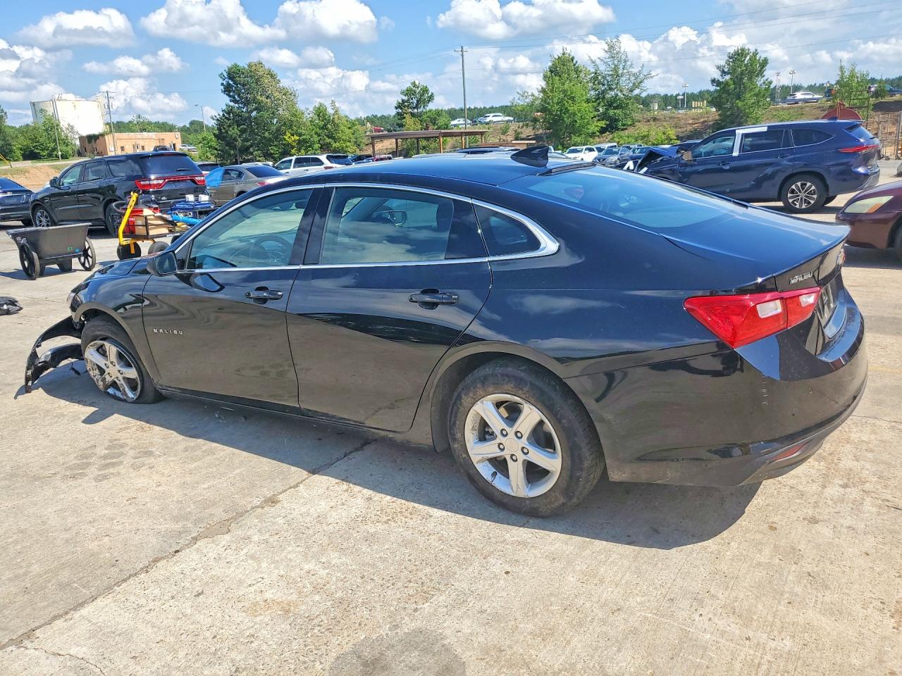 2023 CHEVROLET MALIBU LT — снимка 2