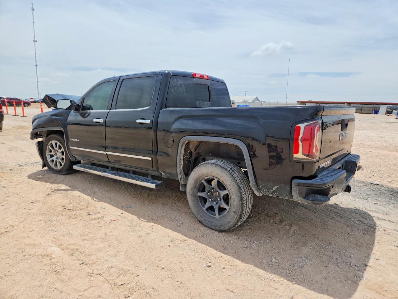 2017 GMC SIERRA K1500 DENALI — снимка 2