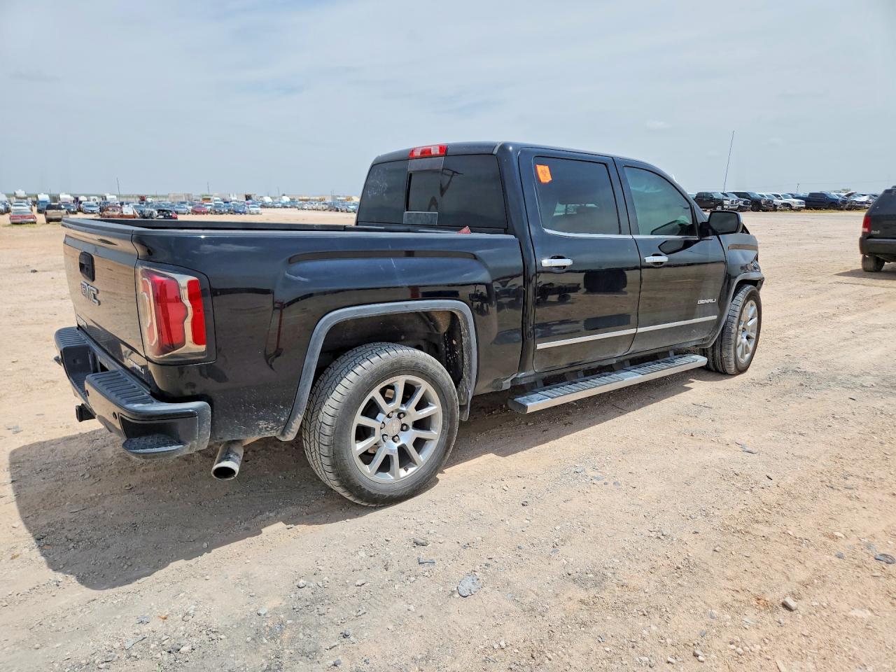 2017 GMC SIERRA K1500 DENALI — снимка 3