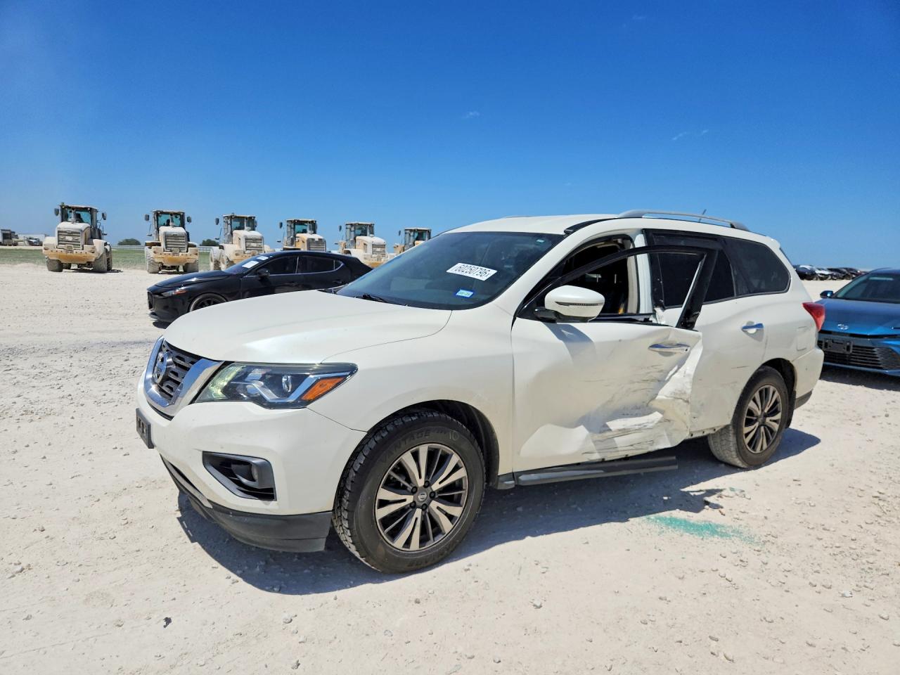 2017 NISSAN PATHFINDER SL