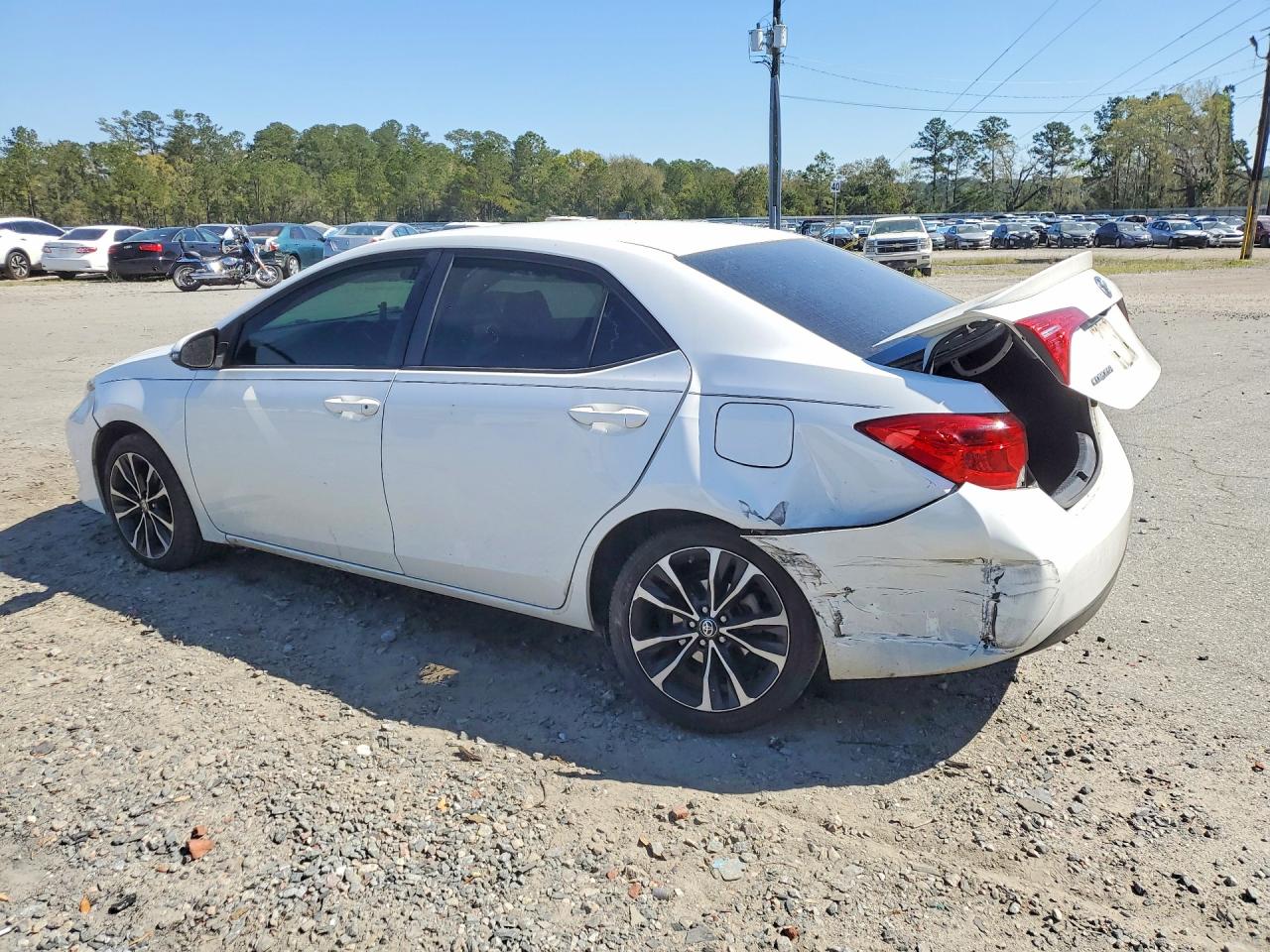 2019 TOYOTA COROLLA SE — снимка 2