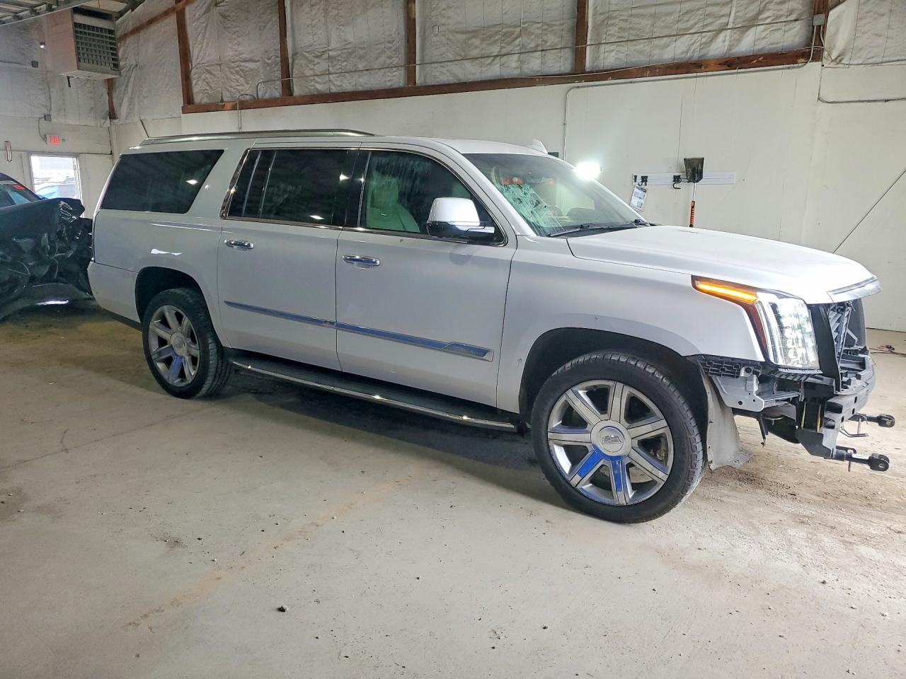 2019 CADILLAC ESCALADE ESV LUXURY — снимка 4