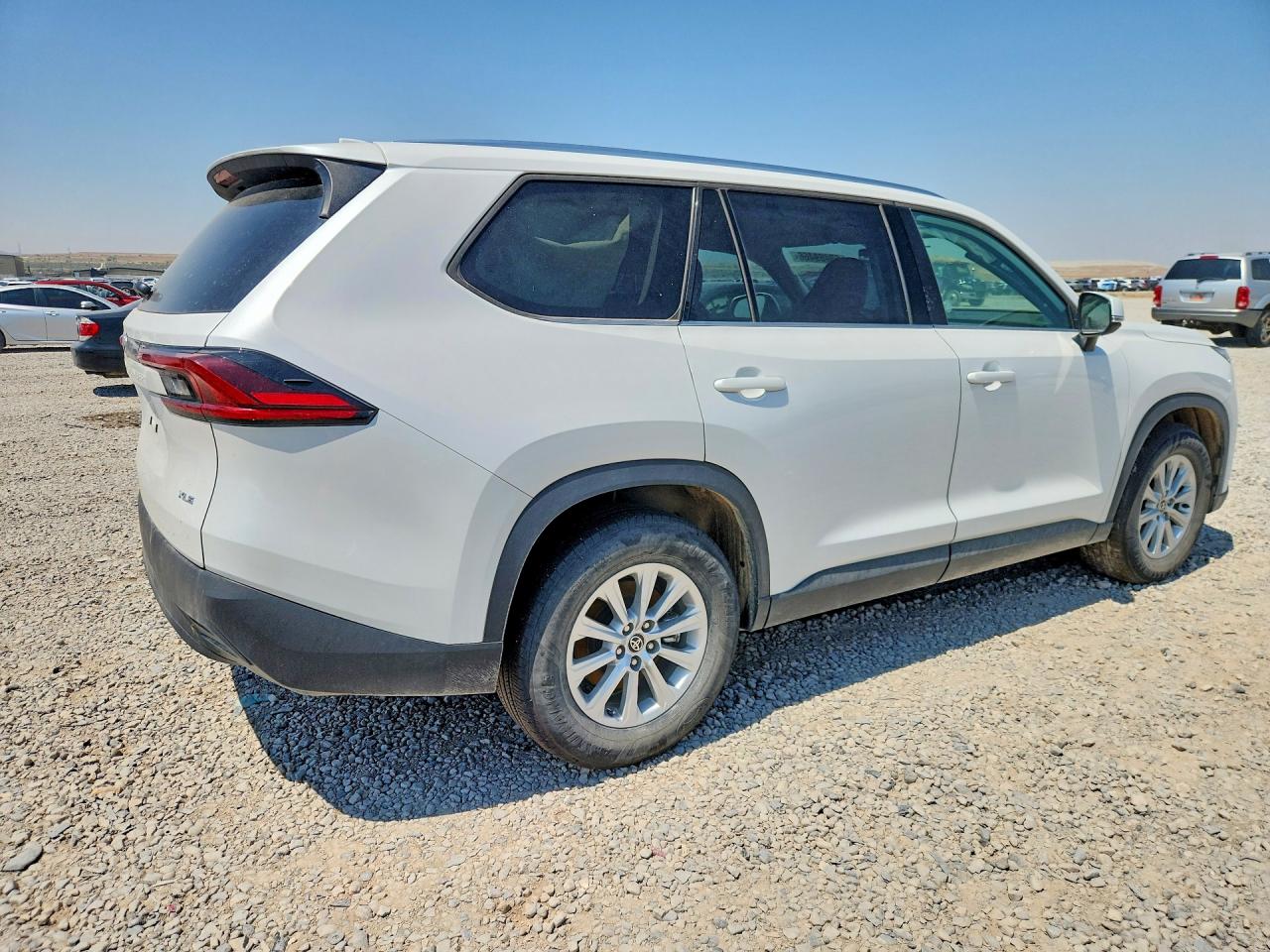 2025 TOYOTA GRAND HIGHLANDER XLE — снимка 3