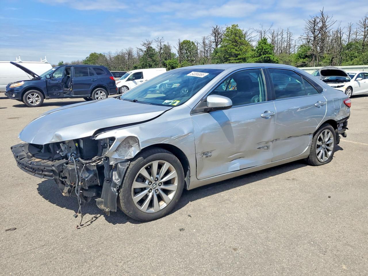 2016 TOYOTA CAMRY XLE V6
