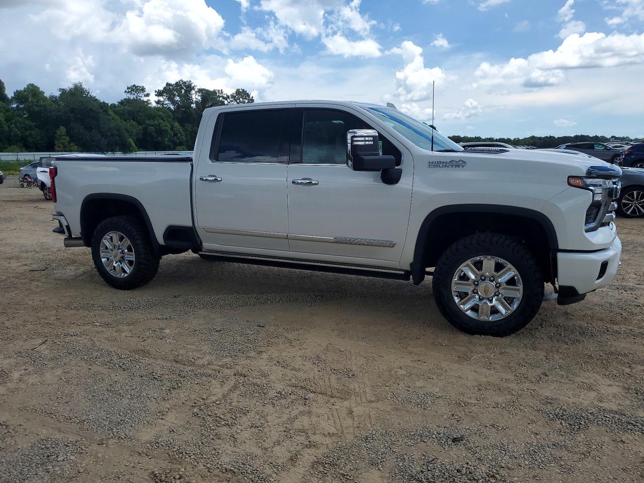 2024 CHEVROLET SILVERADO K2500 HIGH COUNTRY — снимка 4