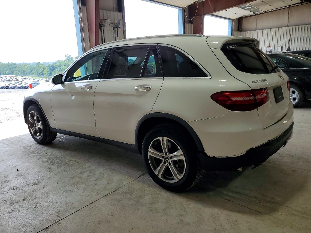 2018 MERCEDES-BENZ GLC 300 4MATIC — снимка 2