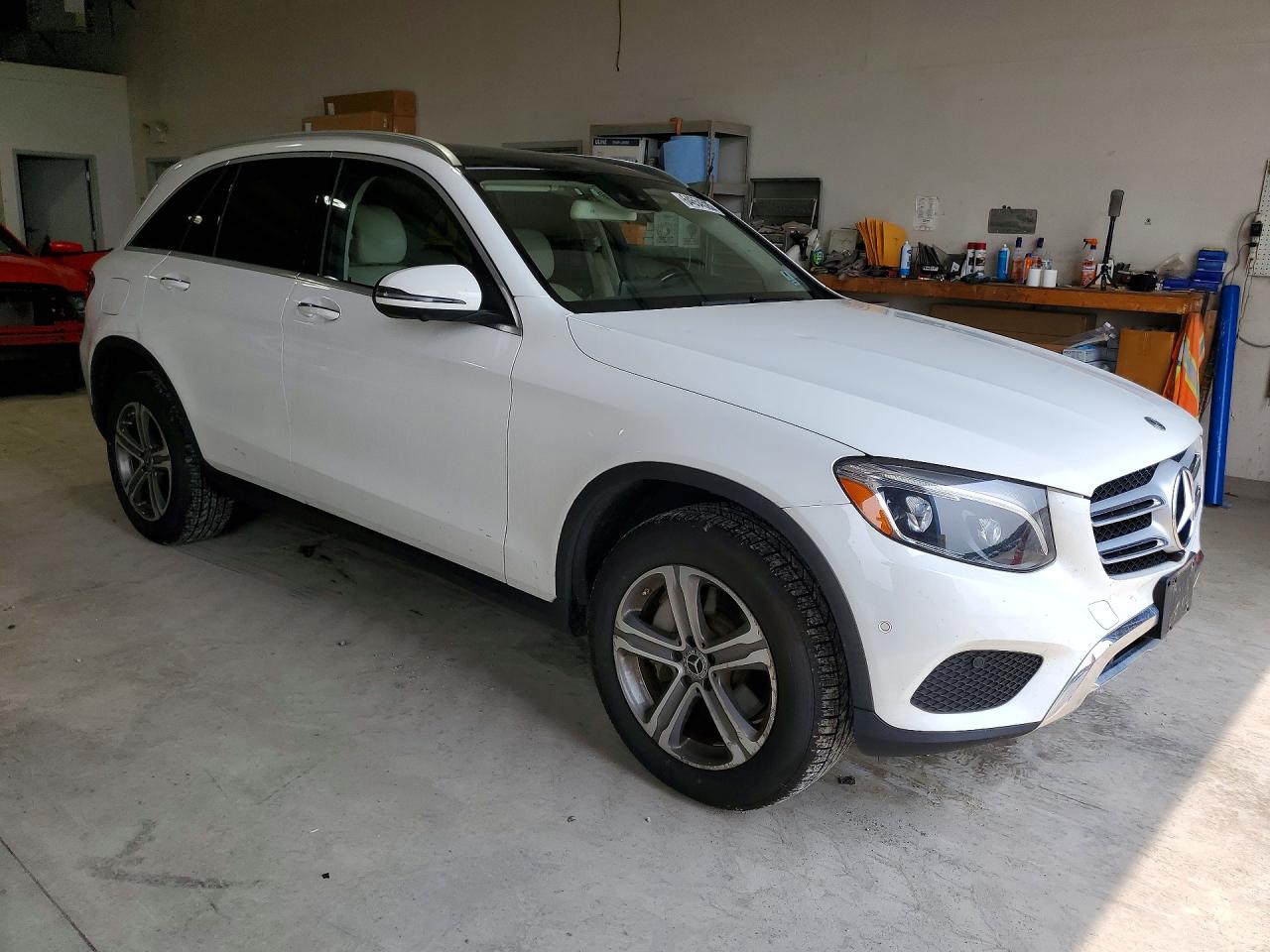 2018 MERCEDES-BENZ GLC 300 4MATIC — снимка 4
