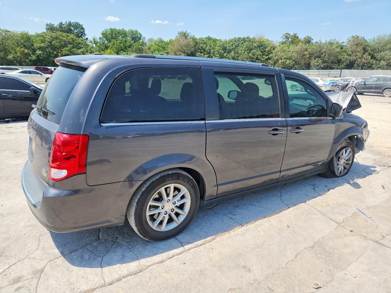 2019 DODGE GRAND CARAVAN SXT — снимка 3
