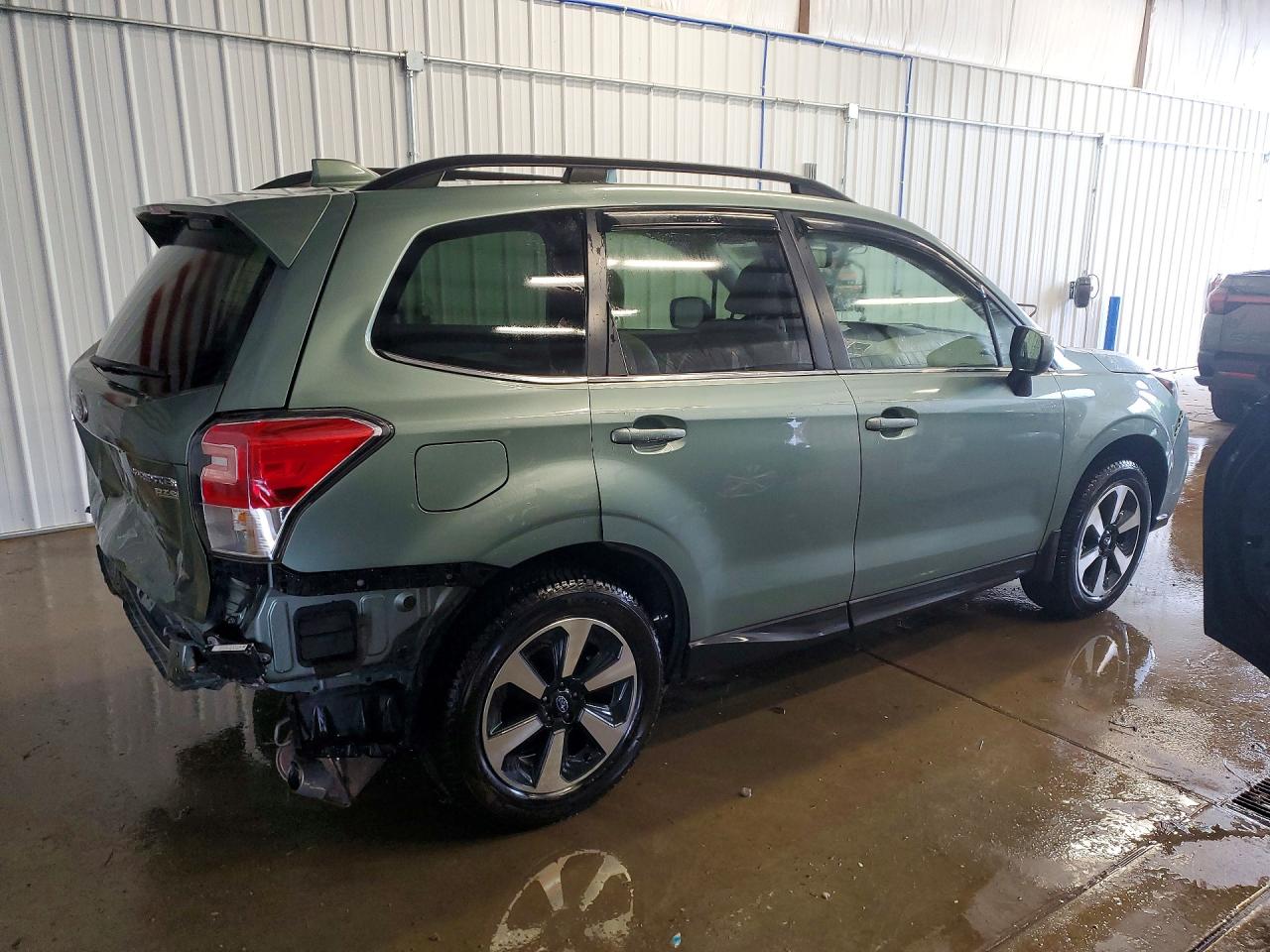 2017 SUBARU FORESTER 2.5I LIMITED — снимка 3