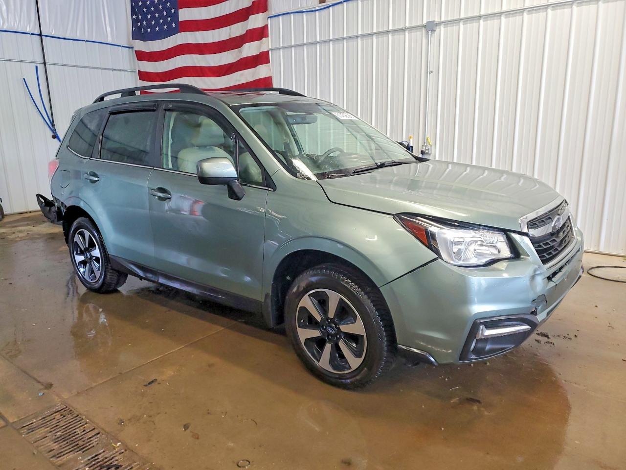 2017 SUBARU FORESTER 2.5I LIMITED — снимка 4