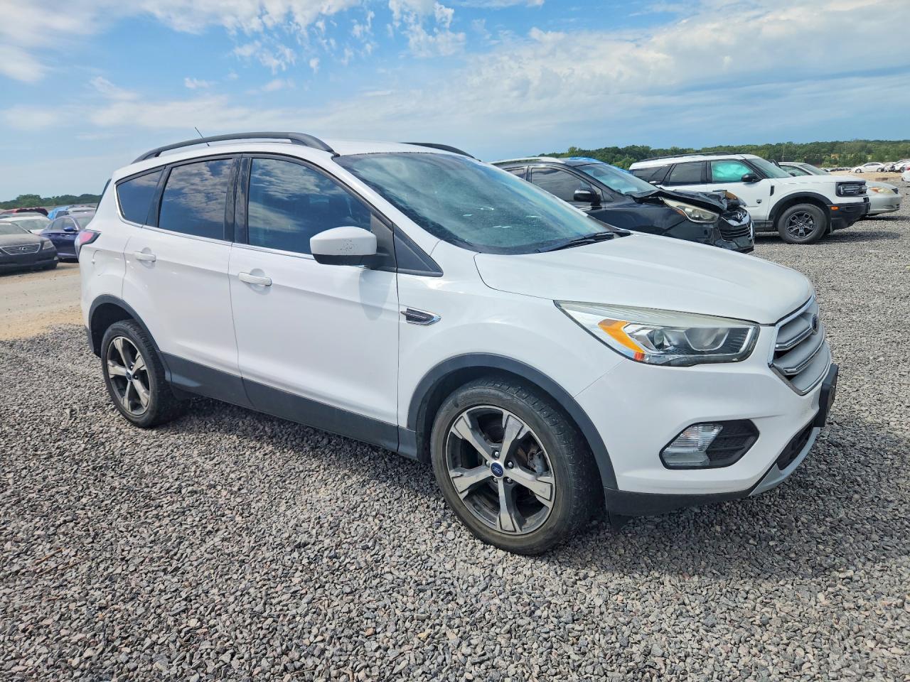 2017 FORD ESCAPE SE — снимка 4