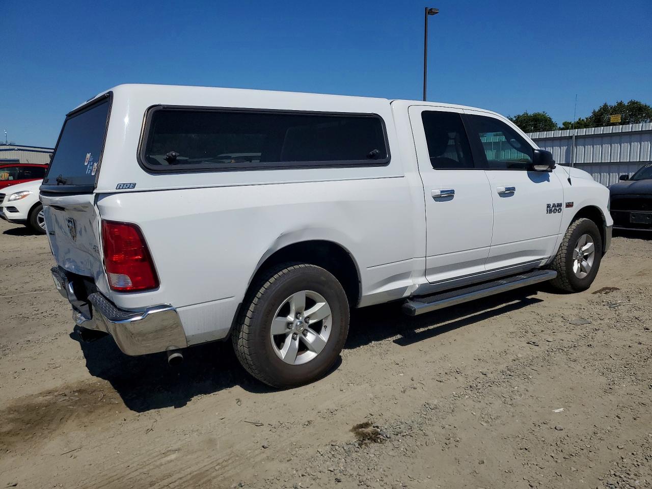 2017 RAM 1500 SLT — снимка 3