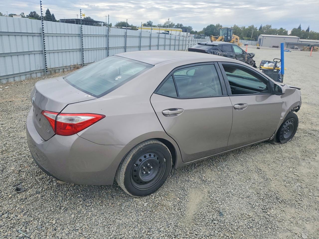 2016 TOYOTA COROLLA LE — снимка 3