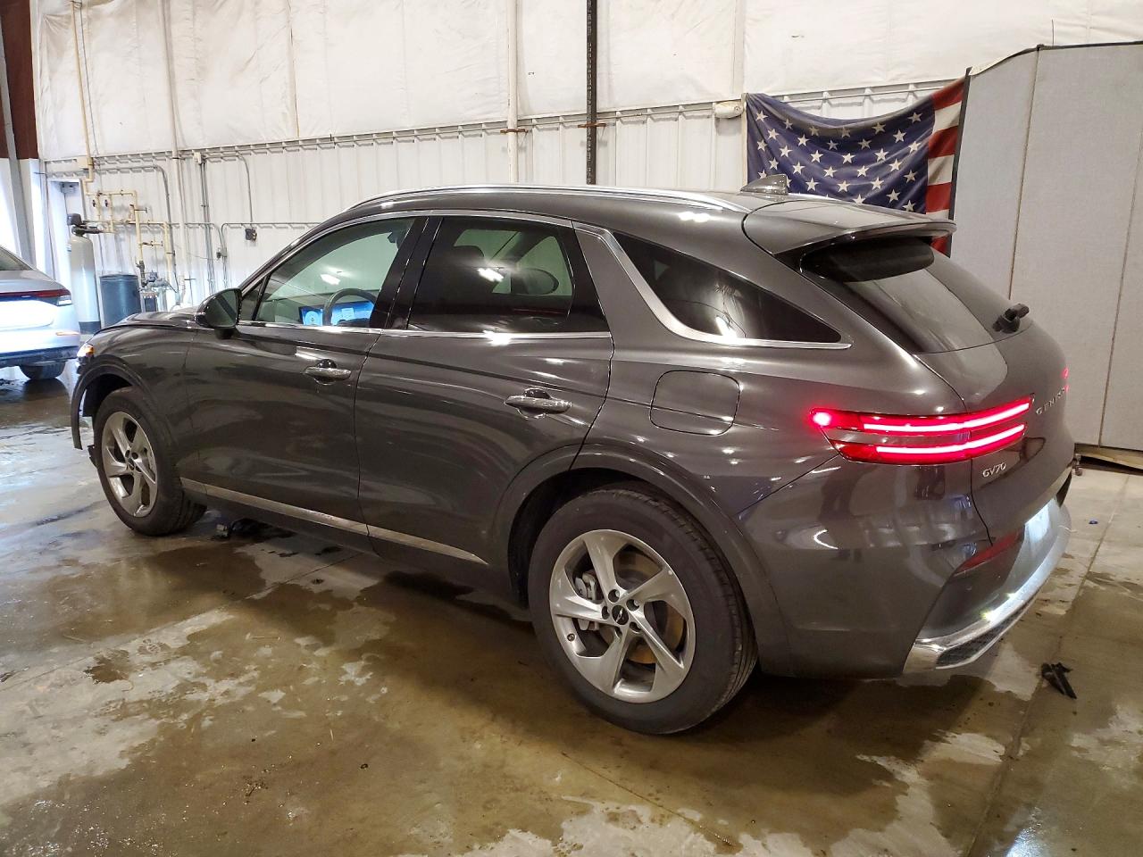 2026 GENESIS GV70 2.5T STANDARD — photo 2