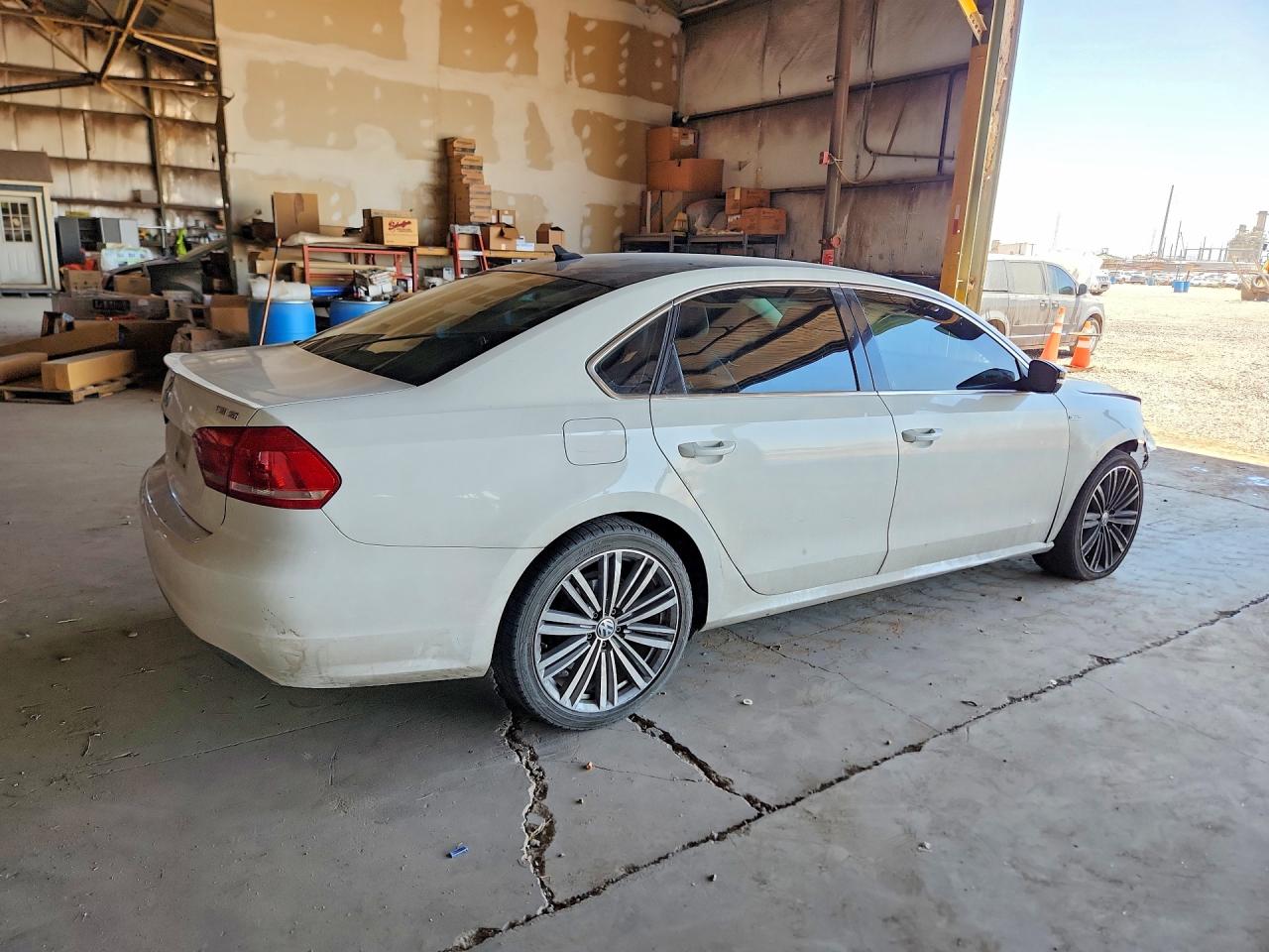 2014 VOLKSWAGEN PASSAT SE — снимка 3