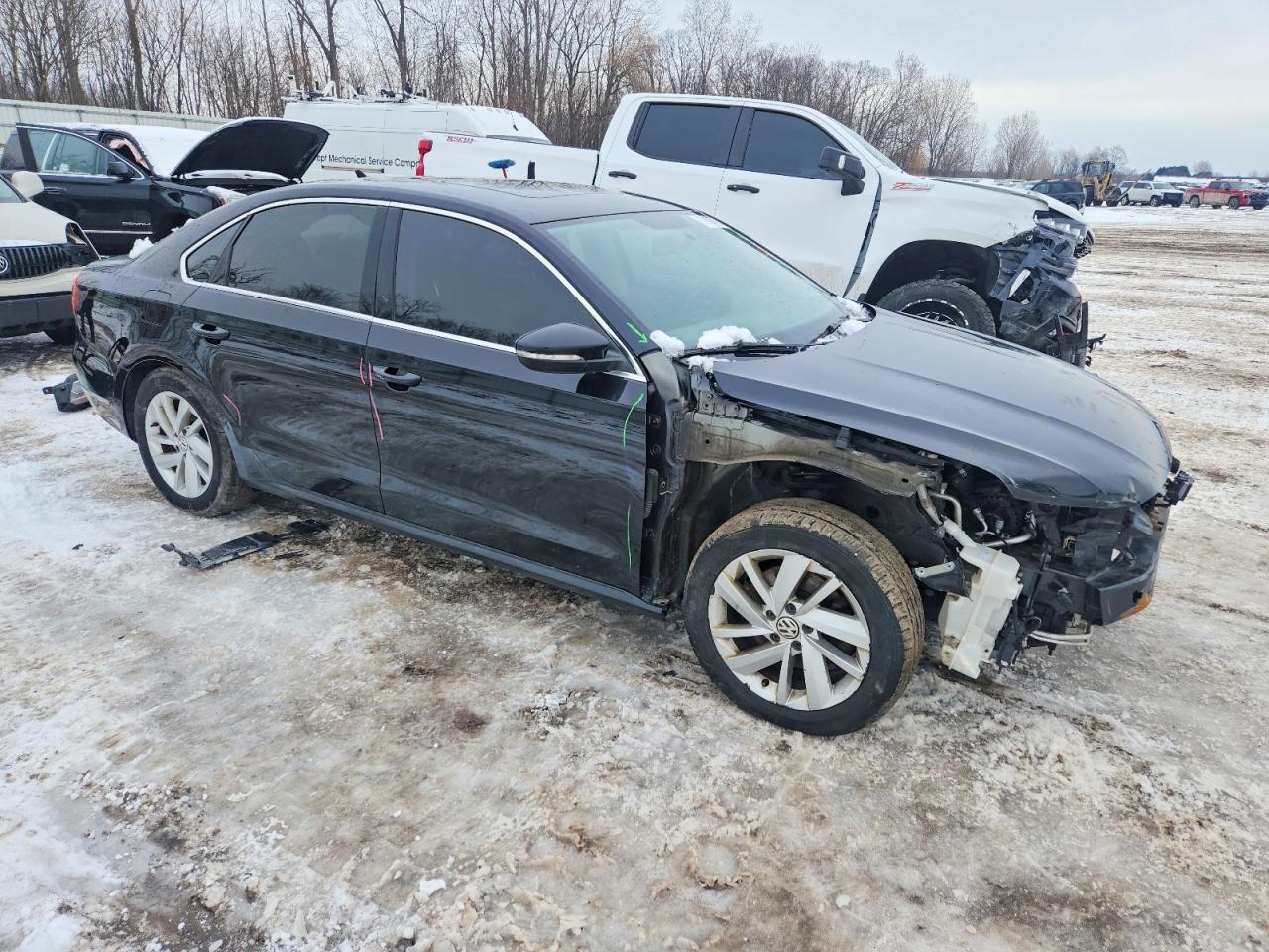 2018 VOLKSWAGEN PASSAT SE — снимка 3