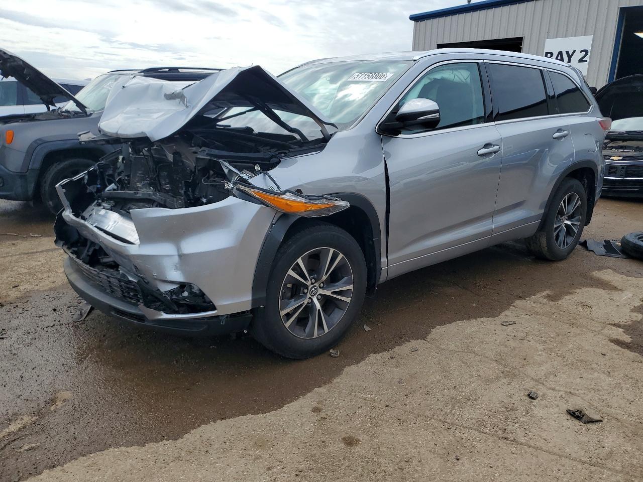2016 TOYOTA HIGHLANDER XLE
