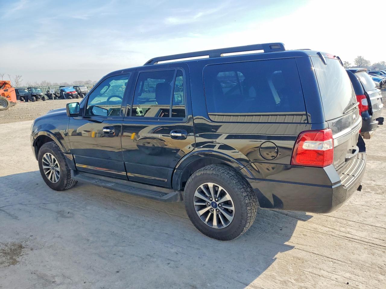 2016 FORD EXPEDITION XLT — снимка 2