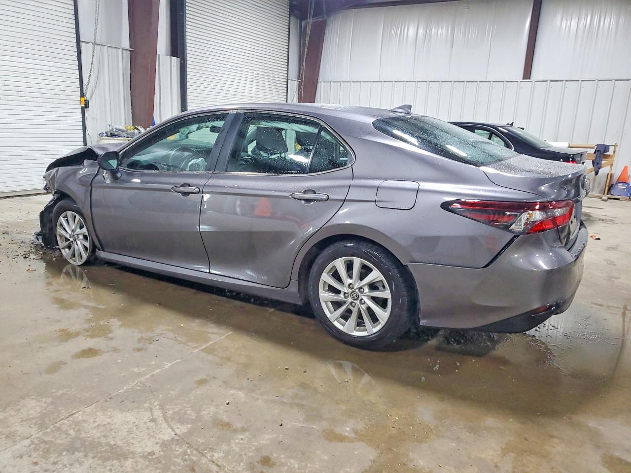 2023 TOYOTA CAMRY LE — снимка 2