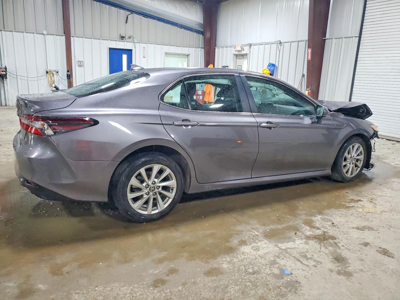 2023 TOYOTA CAMRY LE — снимка 3