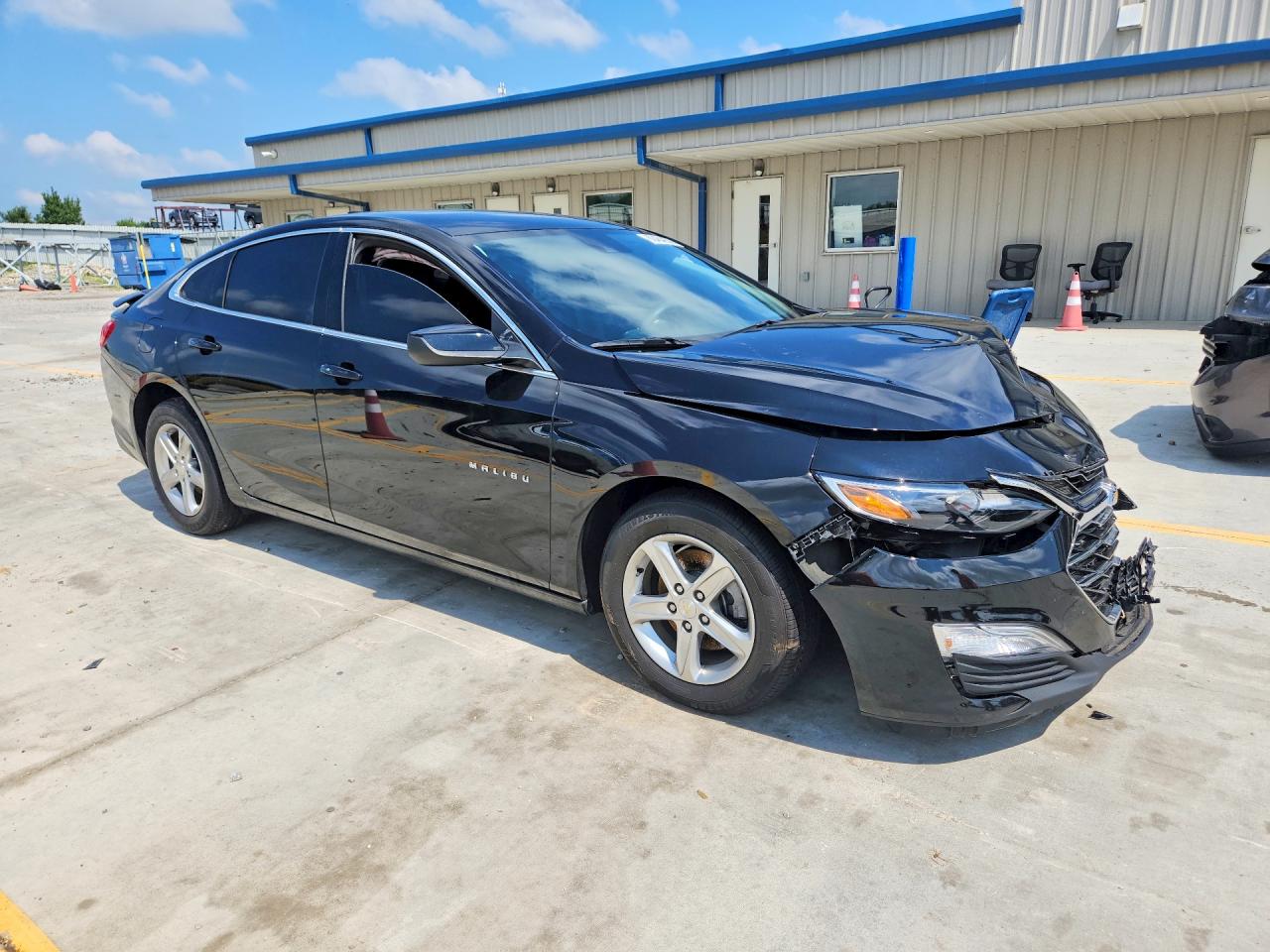 2022 CHEVROLET MALIBU LS — снимка 4