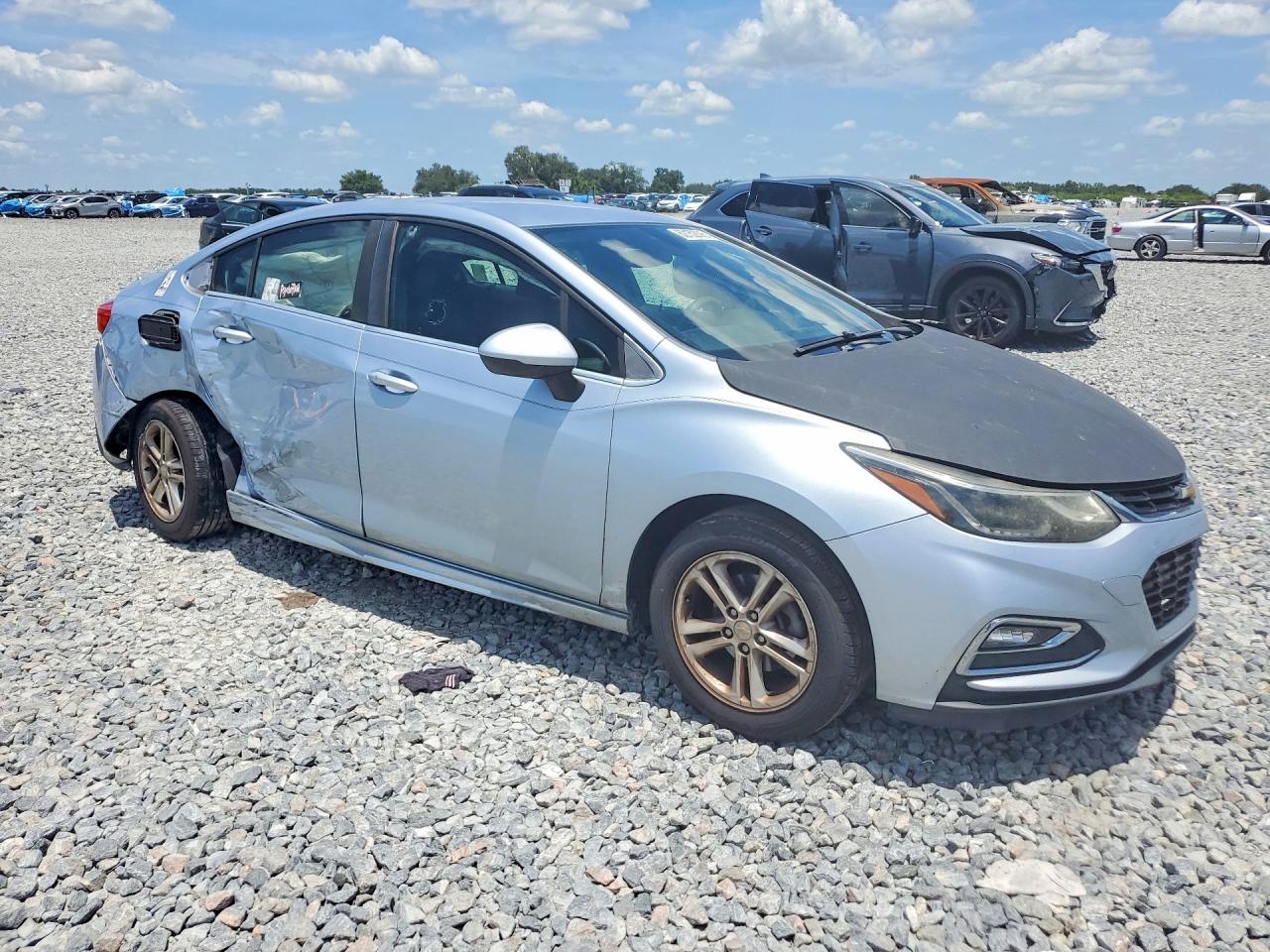 2017 CHEVROLET CRUZE LT — снимка 4
