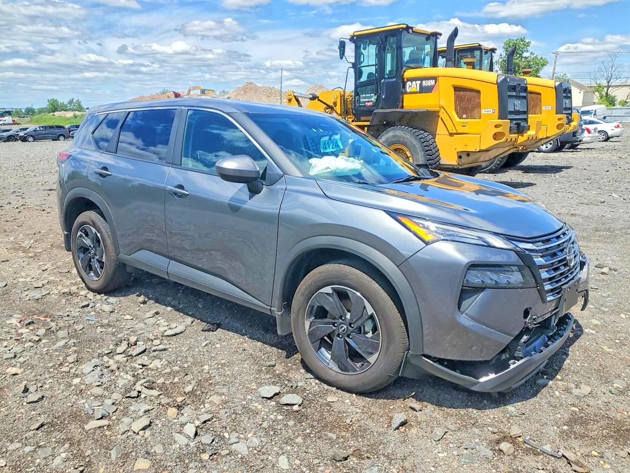 2026 NISSAN ROGUE SV — снимка 4