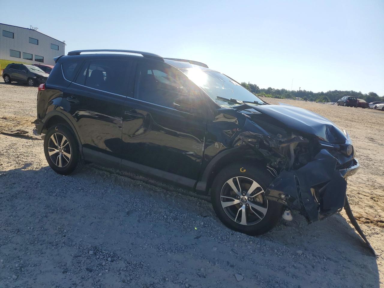 2017 TOYOTA RAV4 XLE — снимка 4