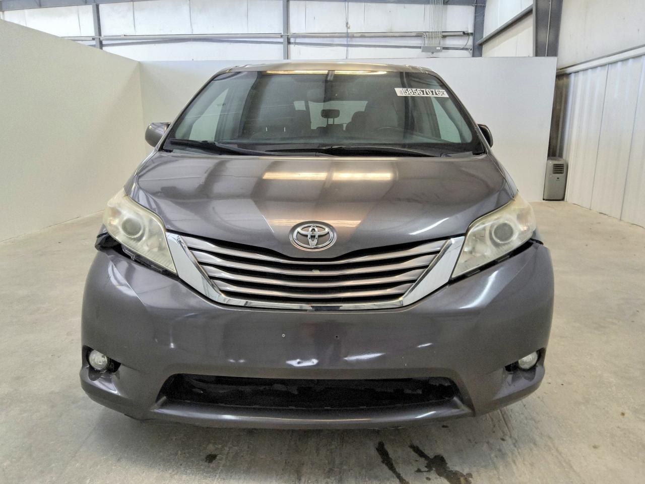 2015 TOYOTA SIENNA XLE PREMIUM 8-PASSENGER — снимка 5