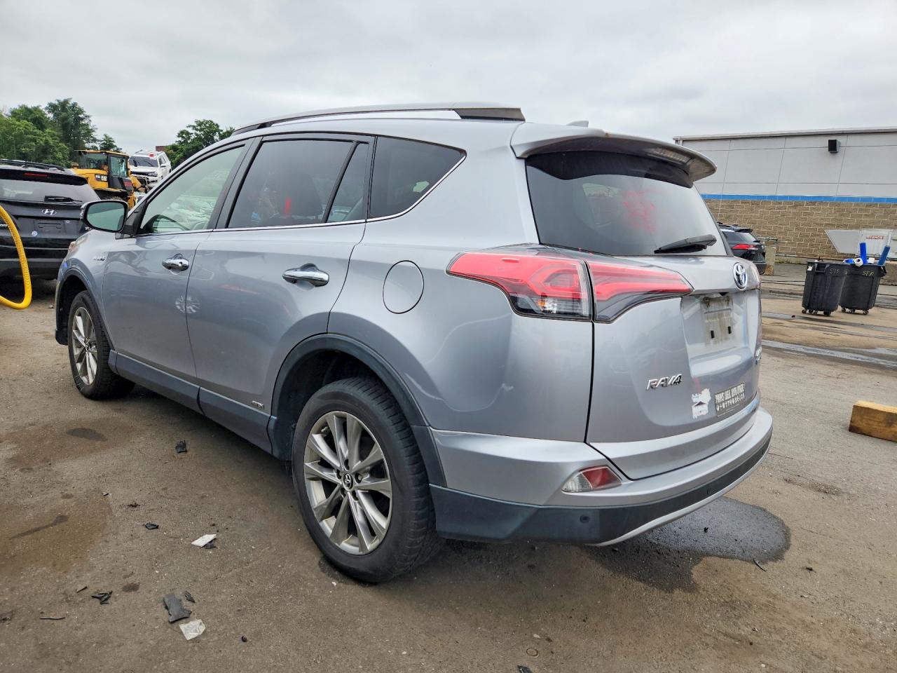 2018 TOYOTA RAV4 HV LIMITED — снимка 2