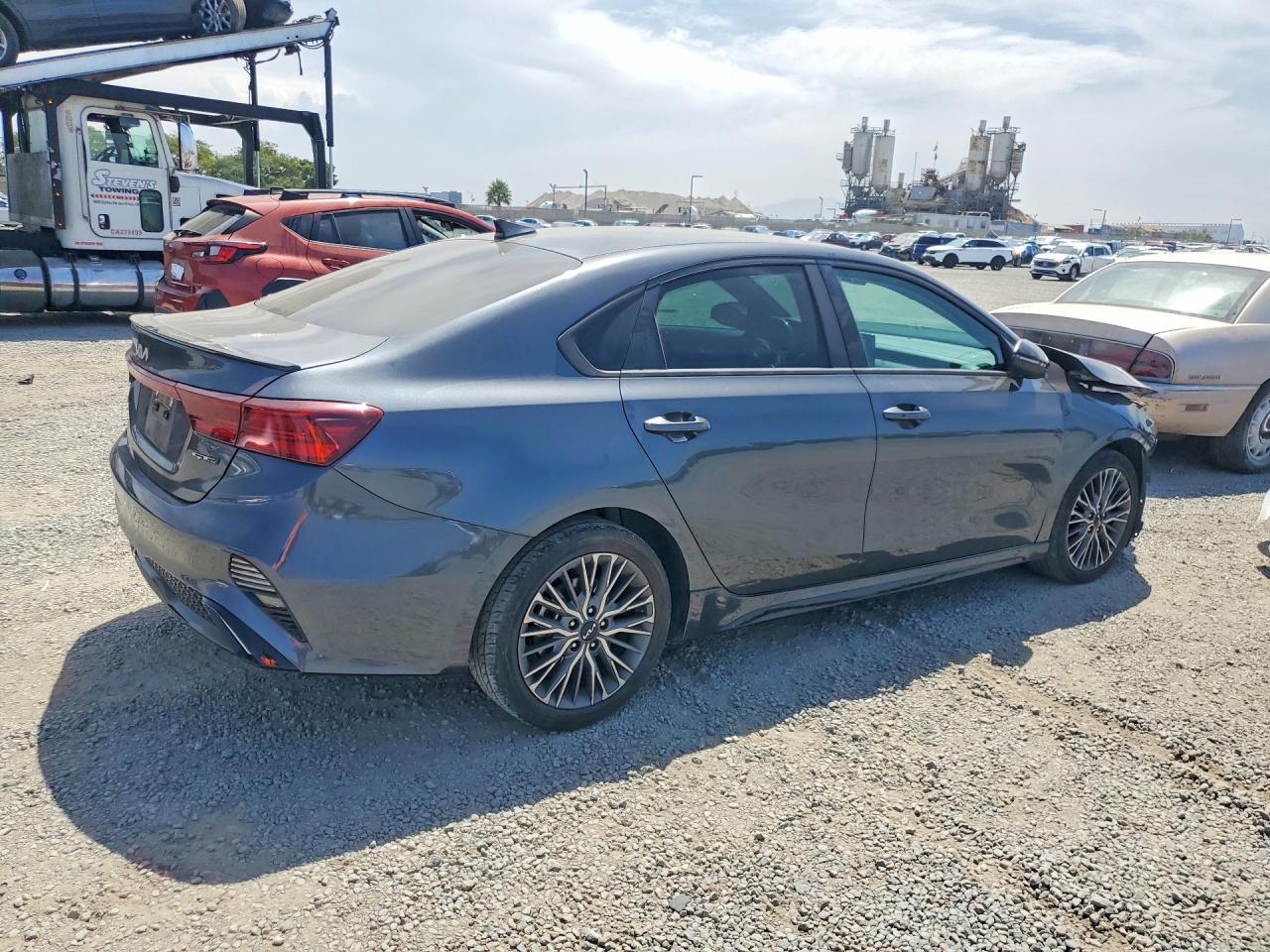 2022 KIA FORTE GT LINE — снимка 3