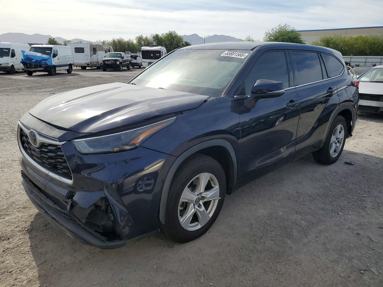 2022 TOYOTA HIGHLANDER L