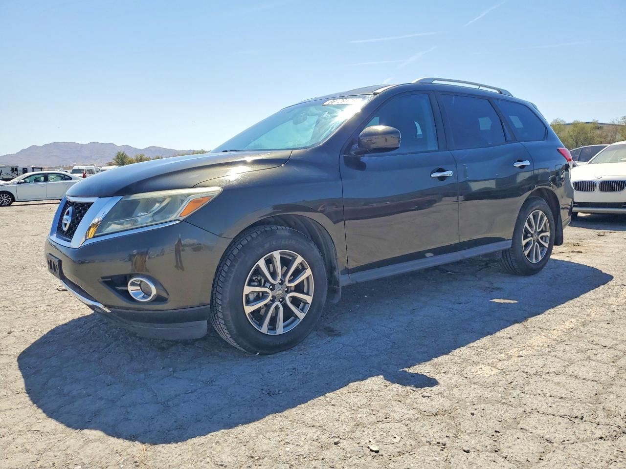 2015 NISSAN PATHFINDER SV