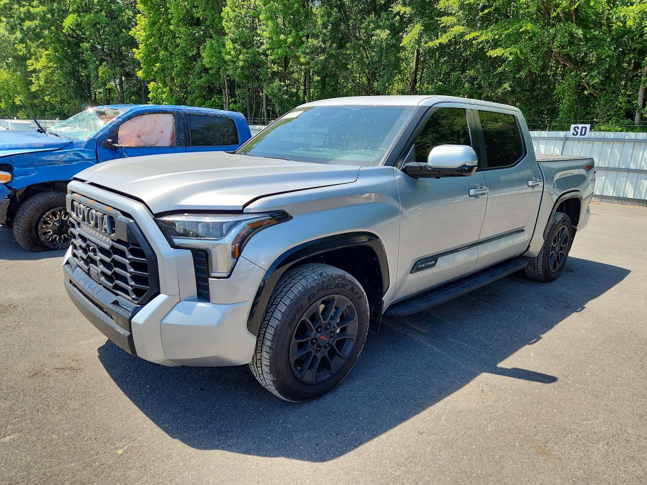 2024 TOYOTA TUNDRA PLATINUM
