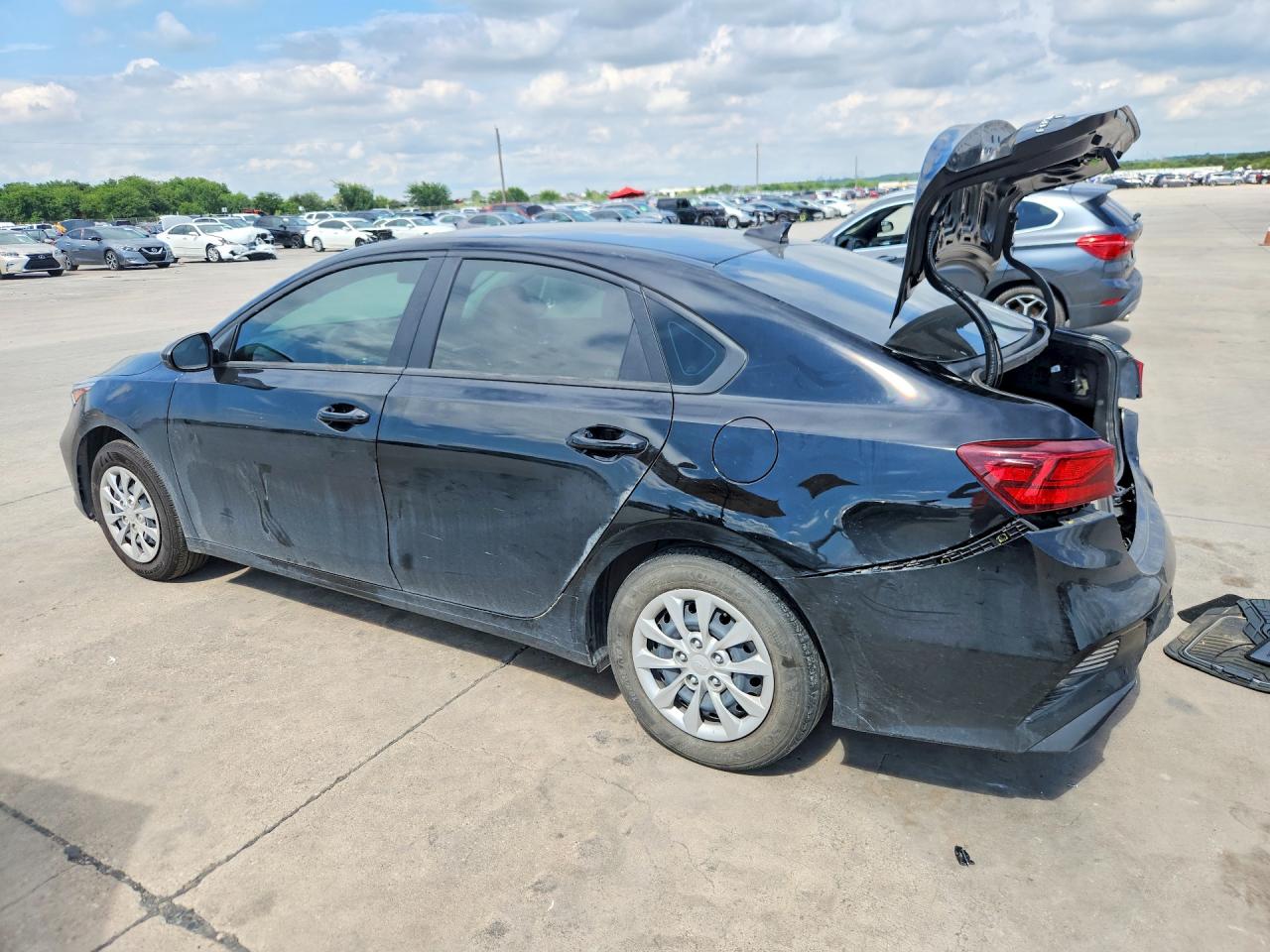 2024 KIA FORTE LX — снимка 2