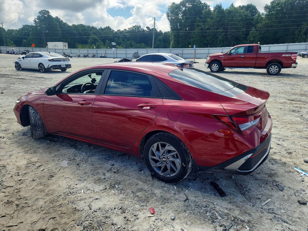 2024 HYUNDAI ELANTRA SEL — снимка 2