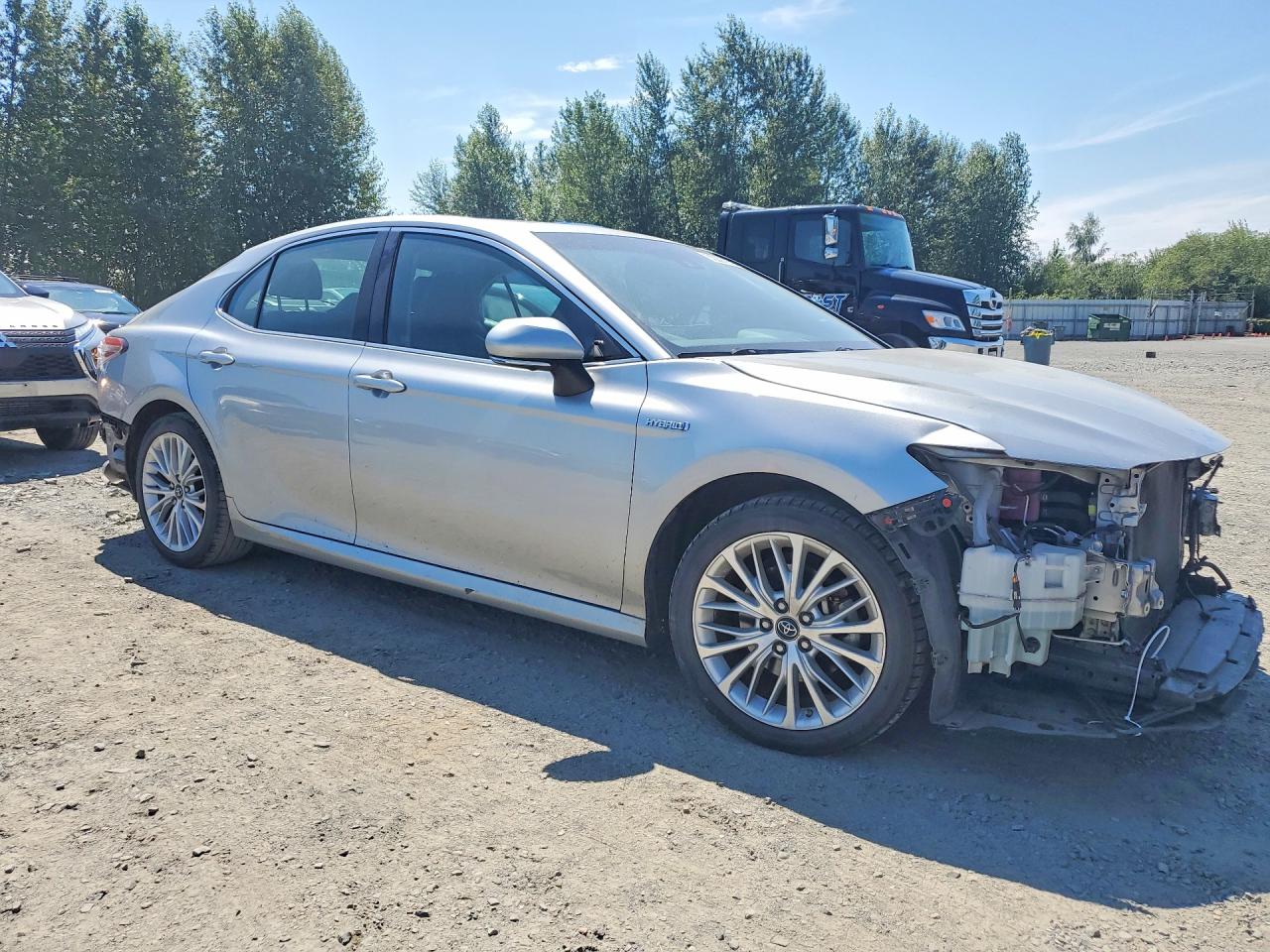 2018 TOYOTA CAMRY HYBRID XLE — снимка 4