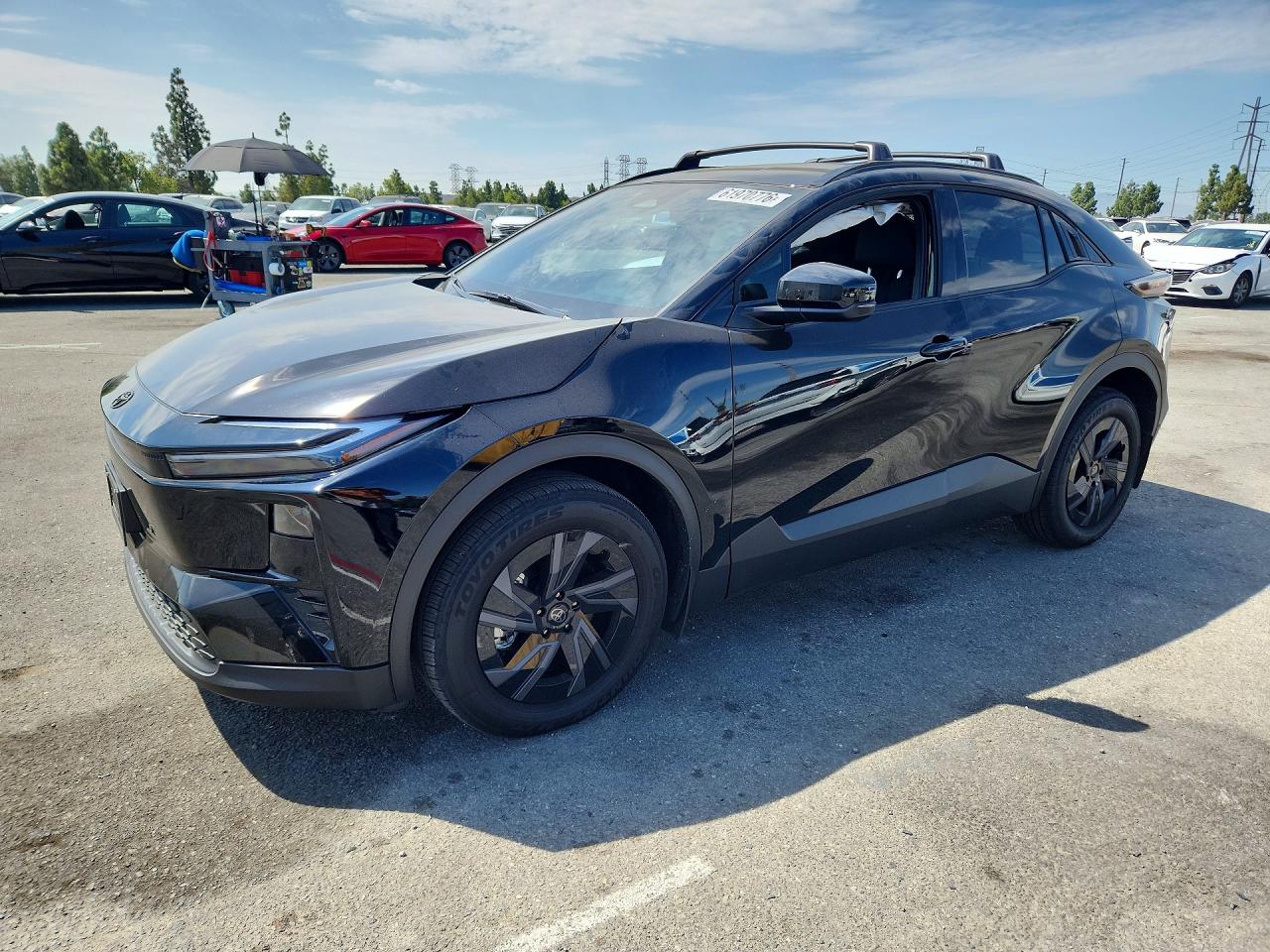2026 TOYOTA C-HR SE