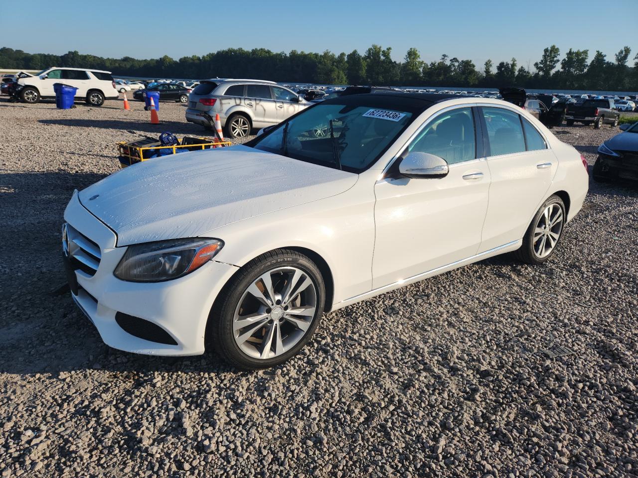 2015 MERCEDES-BENZ C 300