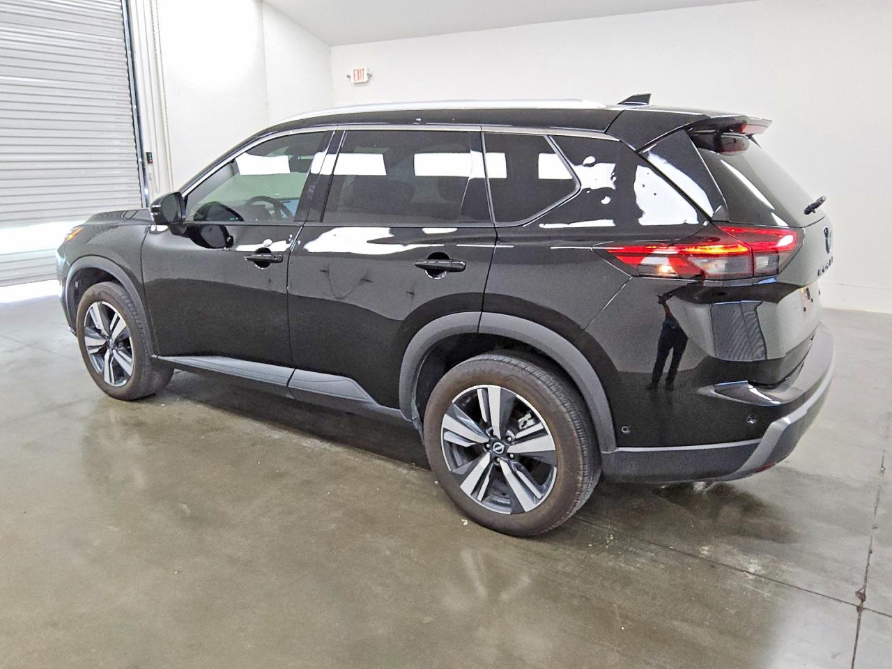 2025 NISSAN ROGUE SL — снимка 2