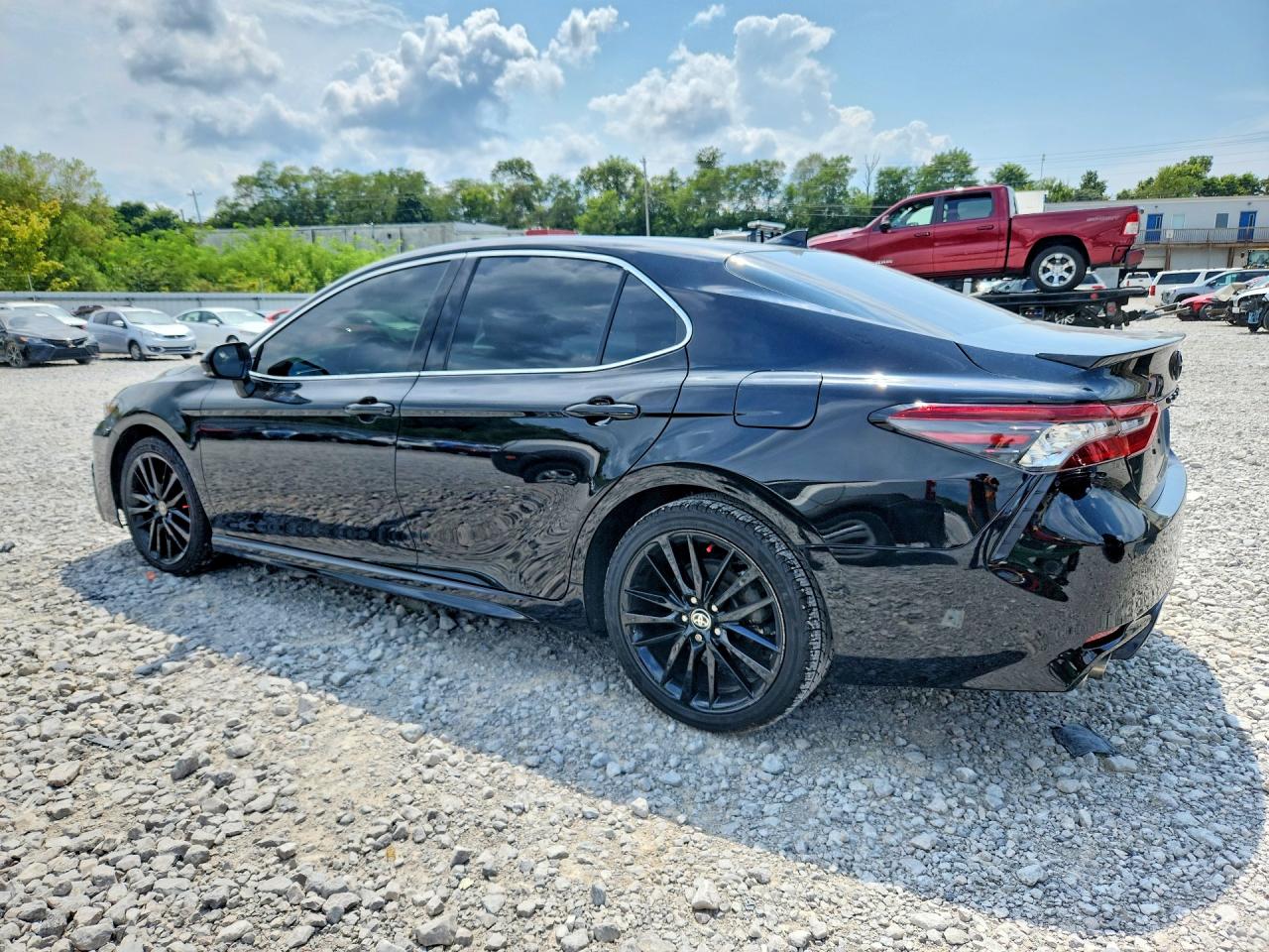 2024 TOYOTA CAMRY XSE — снимка 2