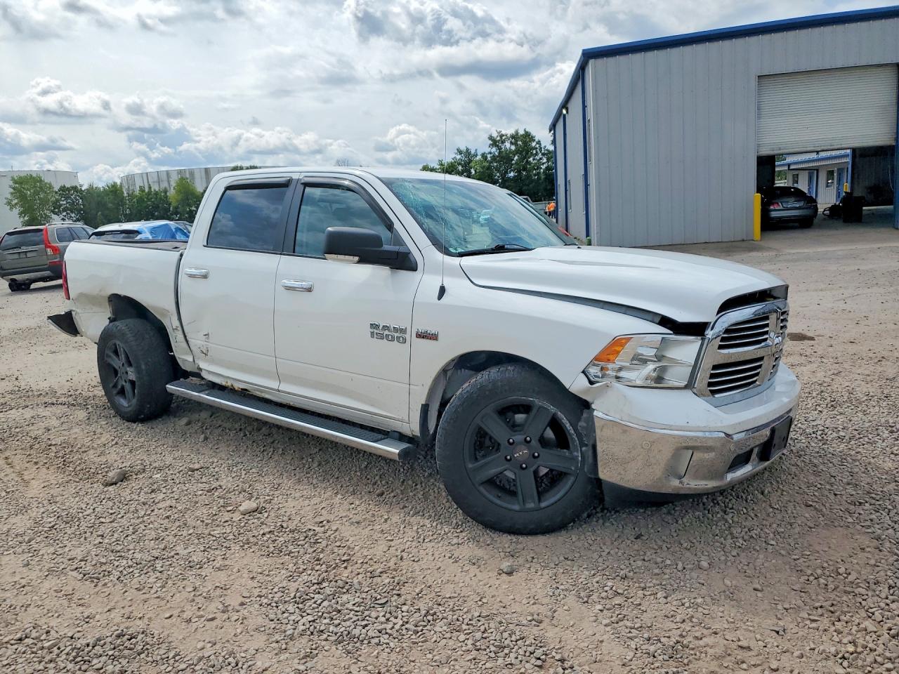 2017 RAM 1500 SLT — снимка 4