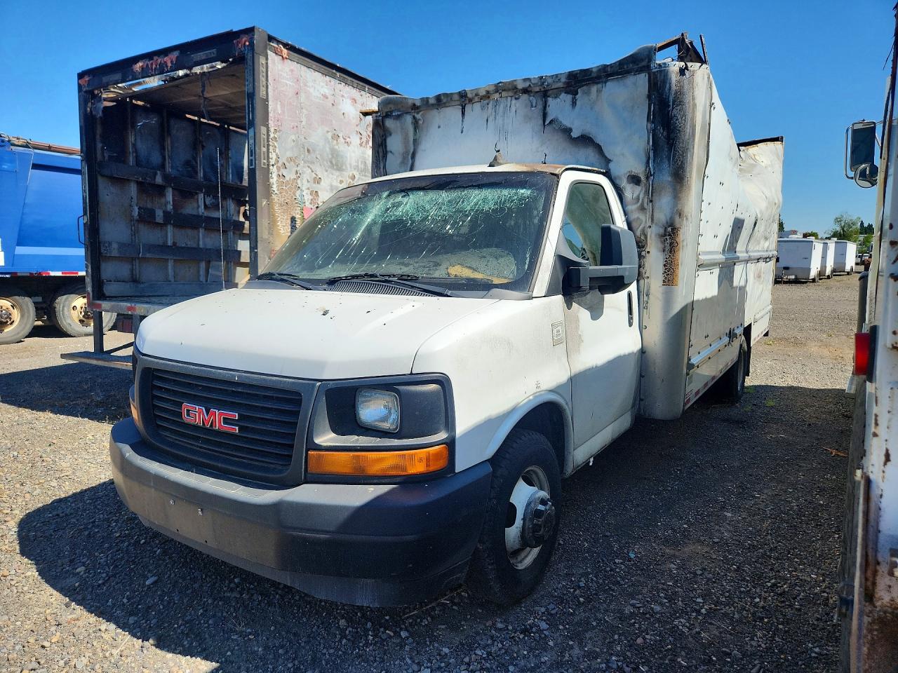 2017 GMC SAVANA CUTAWAY G3500