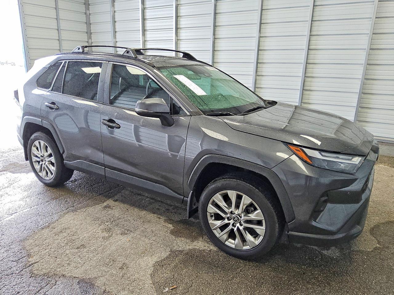2025 TOYOTA RAV4 XLE PREMIUM — снимка 4