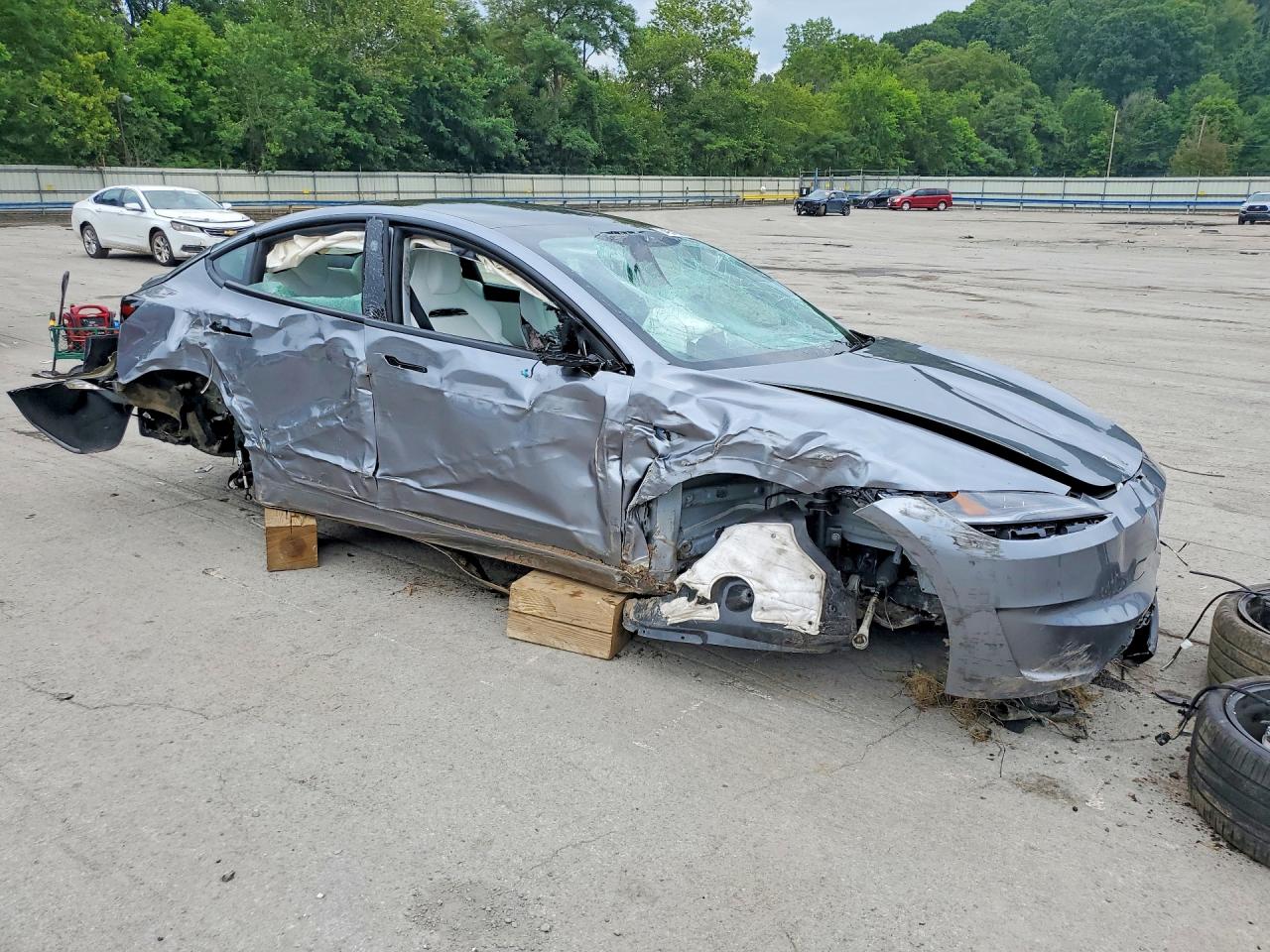 2025 TESLA MODEL 3 — снимка 4