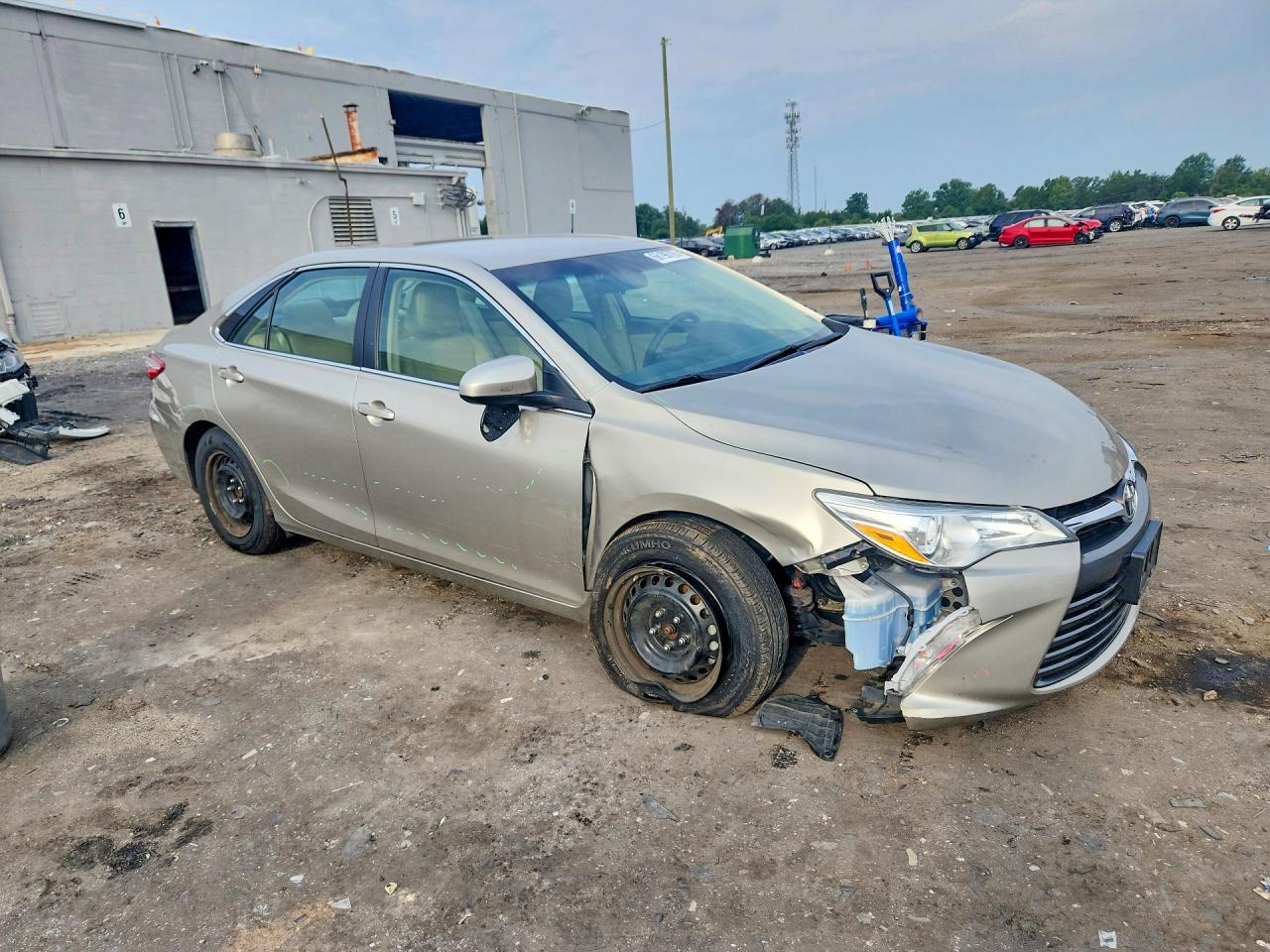 2016 TOYOTA CAMRY LE — снимка 4