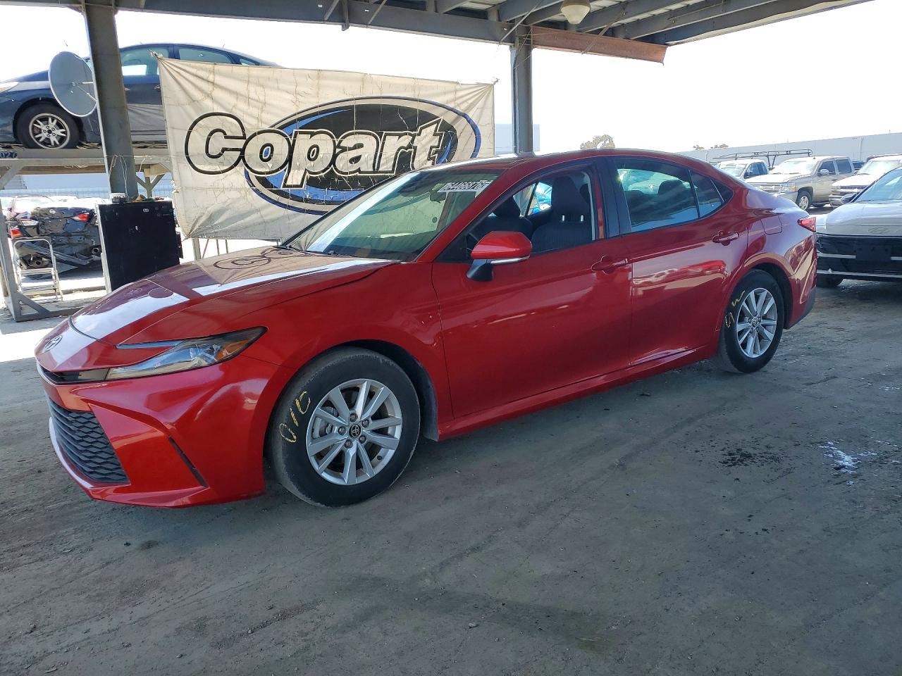 2025 TOYOTA CAMRY LE