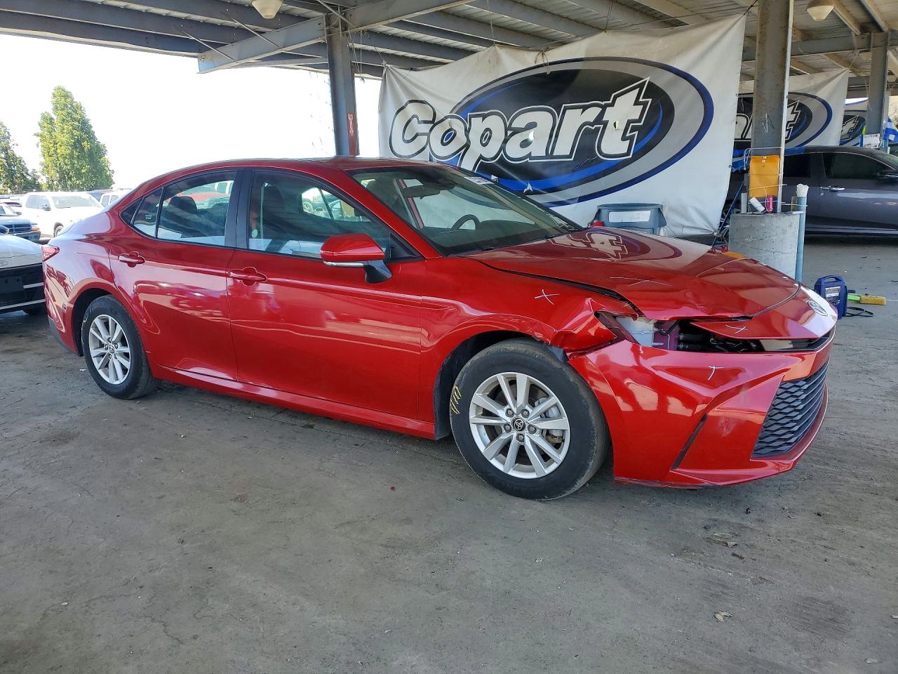 2025 TOYOTA CAMRY LE — снимка 4