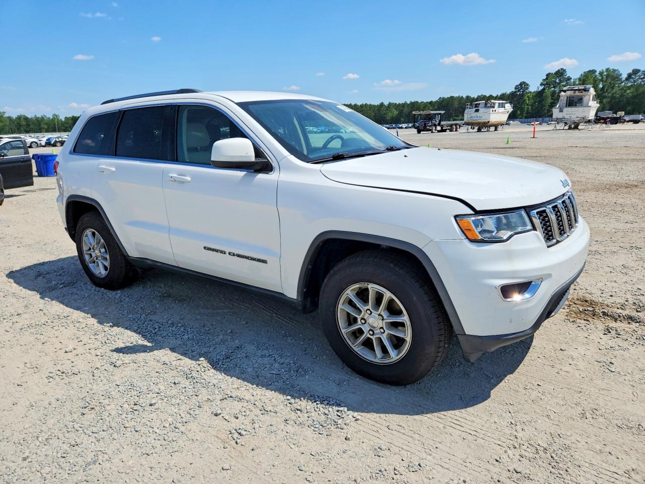 2019 JEEP GRAND CHEROKEE LAREDO — снимка 4