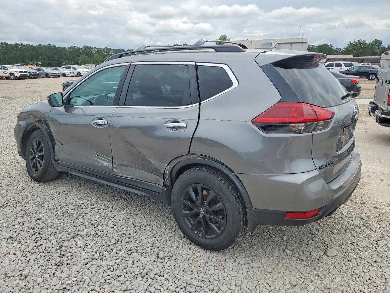 2018 NISSAN ROGUE SV — снимка 2